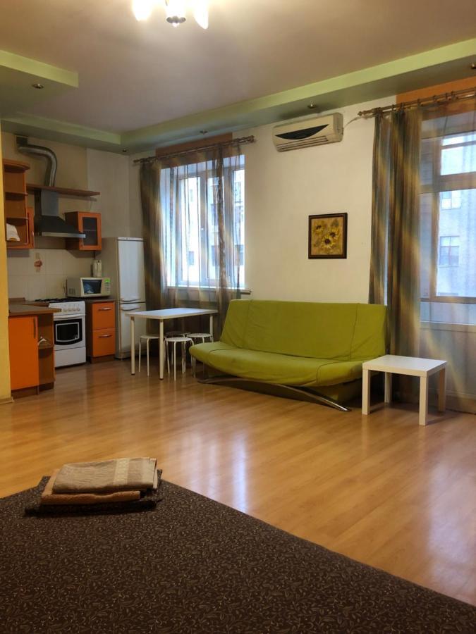 Квартира-Студия На Котляра خاركيف المظهر الخارجي الصورة